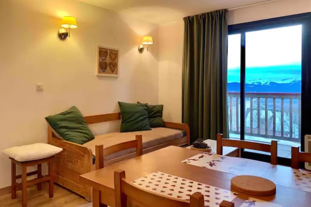 Charmant T3 Avec Vue Montagne Et Parking Privatif Font Romeu Exterior foto